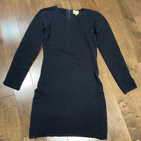 Torn by Ronny Kobo black short dress sz L - Picture 1 of 4